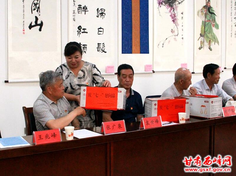 照片 200_副本.jpg 照片 200_副本.jpg